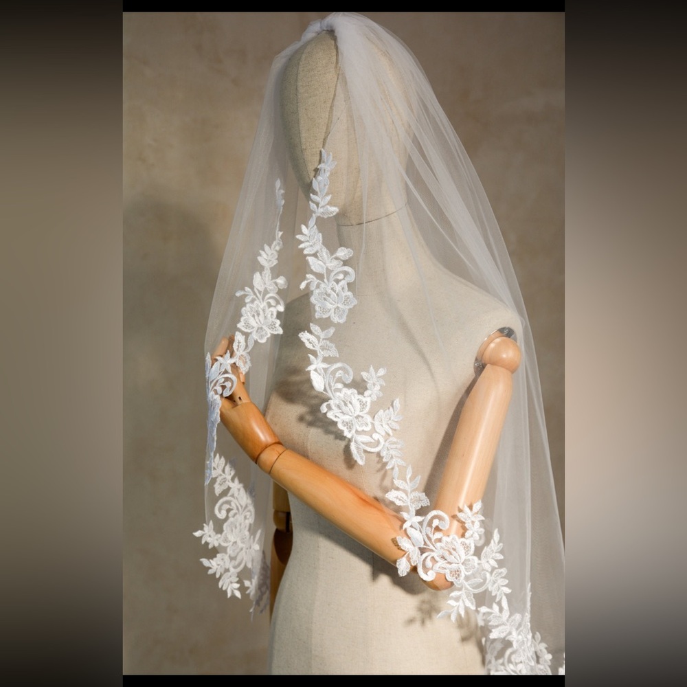 Custom handmade ivory wedding veil lace Waltz Length